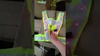 Flash vest