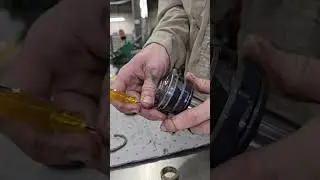 John deer 270 mower cylinder repair