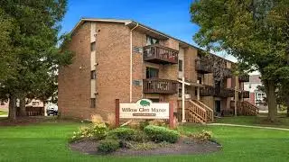 Property Slideshow of 271 Northgate Pkwy 1B &ndash; Modern Wheeling Condo