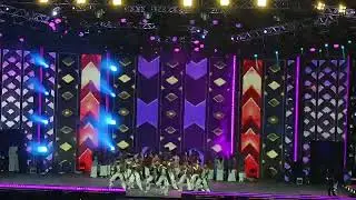 Salman Khan live performance in Qatar Asian town dhamakedar dance public very entertainment