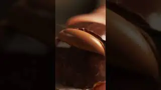 Golden wrapper chocolate 🍫 cutting 😍 #asmr #satisfying  #shortsfeed