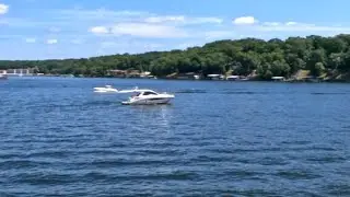 Lake of the Ozarks Boating fun real time #shortvideo