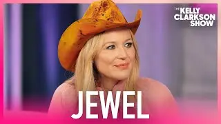 Jewel Reveals She Had A Panic Attack On 'The Masked Singer'