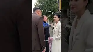 正能量 这主管 太狠心了 连个老板都不放在眼里#农村生活#乡村生活#阿梅姑娘#小小小呀#吉连#小凤#王飞#墨岚#记录生活#乡村生活#朴实的山里姑娘