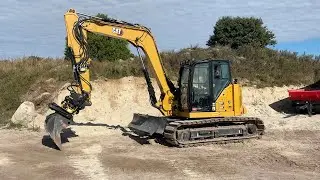 K&ouml;p Gr&auml;vmaskin CAT 309 CR HighFlow - Med tiltrotator och planeringsskopa p&aring; Klaravik