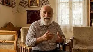 «Έστρωσα τραπέζι για 12 άτομα και έφαγα μόνος μου.»