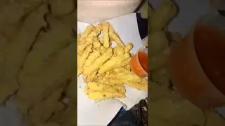 Best Fries Ever 😋 #fries #friesrecipe #frozenfries #streetfood #fingerchips #restaurantstyle #viral