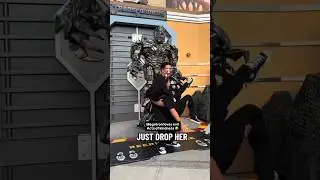 Drop her on the Ground😆 #megatron #transformers #keepsupporting #funny #fyp