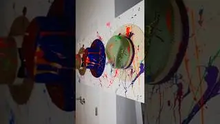 3 HATS ON THE CANVAS! #wallart #walldecor #wearableart #fedorahat #fashion #art #sombrero #arte #hat