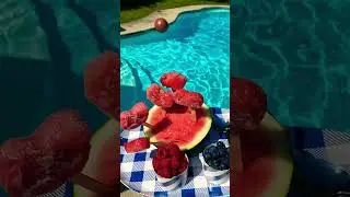 The ultimate summer pool party food! #summervibes #summerparty #partyfood #swifties