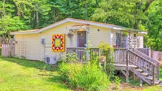 NEW! The Country Cottage House in Union Mills w/ Pool | Lovely Tiny House