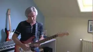 Marc joue les Shadows - Riders in the Sky