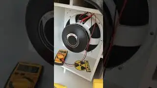 TRITON SHIVER BASS 3.8 1900 RMS TOCANDO APENAS 55V SENDO APLICADO NELE 🤣🔊🤯