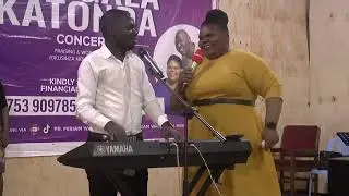 Engeli John Omunanga wemutundwe Jeyayigamu Enanga ( Piano)