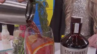How to mix your own holiday port wine cocktails&nbsp;