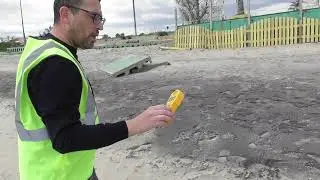 Spiaggia Metaponto, lato destro, aprile 2025. Test e misurazioni sulla sabbia nera