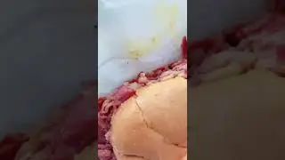 Mouthwatering Roast Beef Sandwich: A Close-Up View#RoastBeefSandwich #SandwichLovers