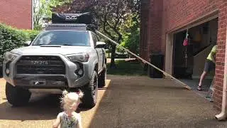 How To: Remove CVT roof top tent off 4runner by yourself