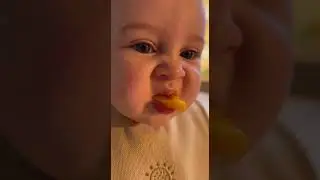 🥝 Kiwi Shock Reaction #baby #reaction #firstbite #cute #loop