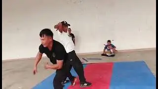 O&Agrave;C GM ORO JR, the street fighter how to survive the knife 🗡️ , ORO ARNIS CLUB, NEGROS MUSTRADOR