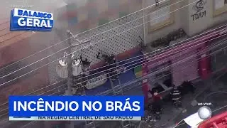 Inc&ecirc;ndio atinge loja no Br&aacute;s, centro de S&atilde;o Paulo