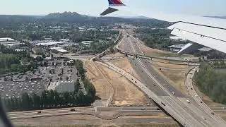 Southwest Plane Landing In Portland Oregon 9/2/25