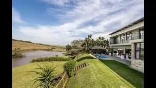 MODERN HOME WITH DAM VIEWS IN PALM LAKES