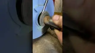 Simple Oil Slinger Removal Trick