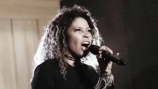 Priscila Cruz - TU ÉS SANTO - clipe oficial