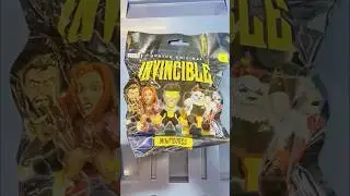 Invincible Blind Pack Rip!  #invincible #packopening #packripping #packrips #amazon