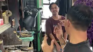 PELATIHAN STRATEGI PEMASARAN DAN PENGELOLAAN KEUANGAN BAGIPENGRAJIN PERAK DI DESA CELUK-SUKAWATI