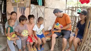 Boodle Fight & Gifts - Filipino Kid Cooks Delicious Fried Chicken