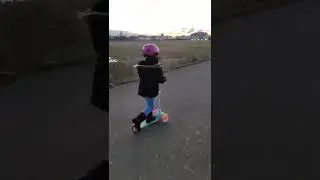 Balade avec ma fille en trottinette