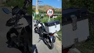 yamara crosser 150 2021  com ba&uacute; de alum&iacute;nio 45 litros... top D+
