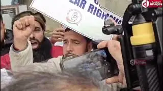 Congress Youth pro*tests in Srinagar against Bihar CM Nitish Kumar over the hijab issue,