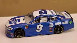 2019 Chase Elliott Napa Throwback 1:64 (NASCAR Authentics Die-Cast Review)