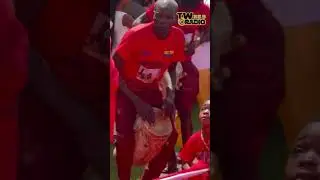 Chief Justice embracing and displaying Fante culture. #culture #ghana #capecoast #dance