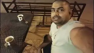 Vlogging tea with friend#middleeast #smartphone #saudiaarbia #muslimcountry 