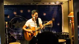 Rendy Pandugo - Thinking Out Loud (Ed Sheeran) LIVE at STARVOICES 2014 #SVFinale Tokove Kemang