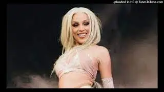 Doja Cat - Streets (Live Performance) _ Vevo LIFT