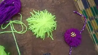 Making rakhi with woolen thread