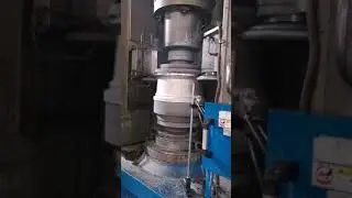 Double-end Spinning Process of Wheel Hub，Flow Forming, Metal spinning