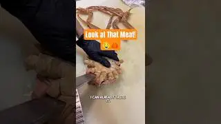 This Crab Cutting Process Is Next-Level Delicious!🦀🔥