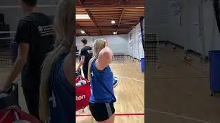 The Float Serve At Its Finest 🏆 #liberocollege #volleyball