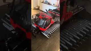 Pistenbully PB600 Level Red TEST