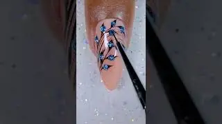 Easy Blue Spring Nail Art Using Glitter and Spider Gel #tutorials #nailart #shortvideo #shorts