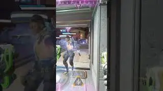 No way this dude killed me without even looking my way #apexlegends #apex #gameing#shortvideo