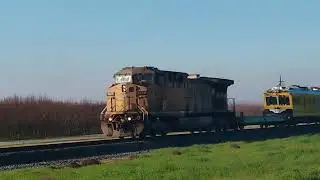 Southbound UP 6696 with UP EC-5 Track Geometry