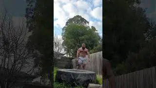 Sledgehammer onto strongman tyre benefits