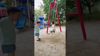 What happened on the swing.                                     #twins #cute
